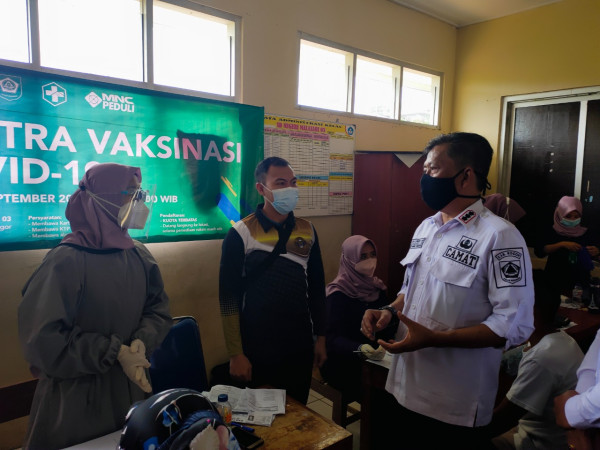 Dihadiri Miss Indonesia Carla Yules, Warga Sambut Antusias Sentra Vaksinasi MNC Peduli di Malasari Bogor