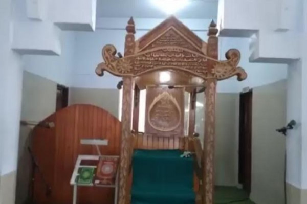 Mimbar Kyai Mojo, Masih Asli Sejak 1856 di Masjid Agung Al Falah Minahasa