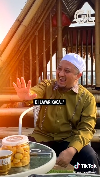 Video Ustadz Yusuf Mansur dan Pendeta Gilbert Lumoindong Bercanda Bikin Adem
