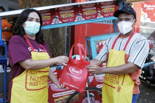 Wujudkan Dukungan pada UMKM, PT Sasa Inti Sediakan 1.000 Porsi Sasa Nasi Goreng Sambal Matah