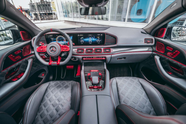 Kalahkan Bentley Bentayga, Brabus 900 Rocket Edition Jadi SUV Terkencang di Dunia