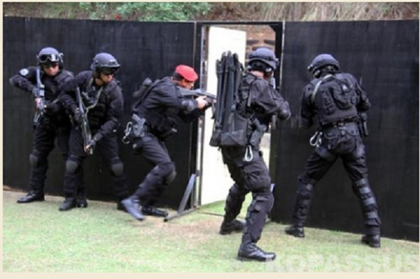 Jenderal Benny Moerdani, Pencetus Pasukan Antiteror Kopassus yang Disegani Dunia