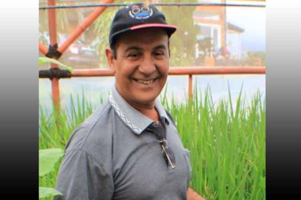 Sepi Job, 4 Selebriti Ini Beralih Profesi Menjadi Petani