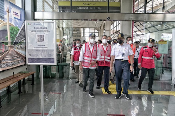 Stasiun Manggarai Kian Menarik, Jalur Layang Bikin Perjalanan KRL Semakin Efisien