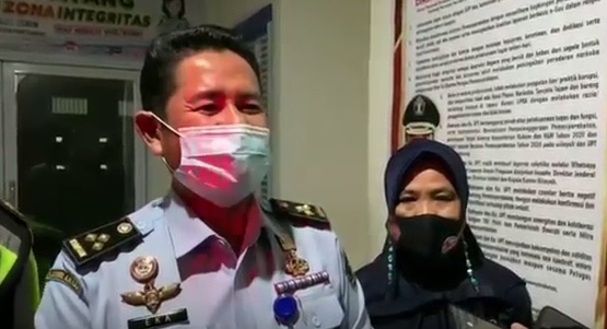 Lapas Perempuan Pontianak Ricuh, Napi Sandera 3 Sipir