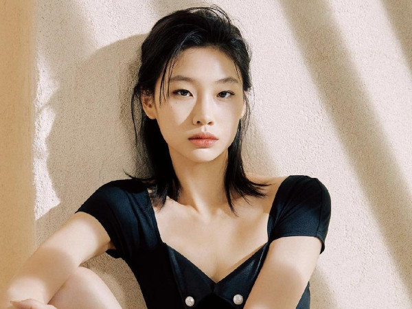 Rahasia Kulit Sempurna Jung Ho-Yeon 'Squid Game', Salah Satunya Pijat!