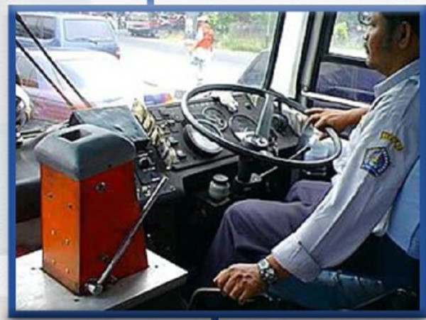 3 Nostalgia Bus Kota di Jakarta, Kamu Pernah Coba di Era Mana?