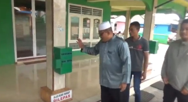 Pura-pura Istirahat di Teras Masjid, Pria di Medan Gasak Isi Kotak Amal