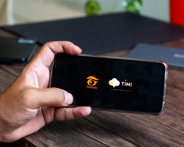 Menjajal Game Arena of Valor dan PUBG Mobile di OPPO Reno6, Bisa Rata Kanan?