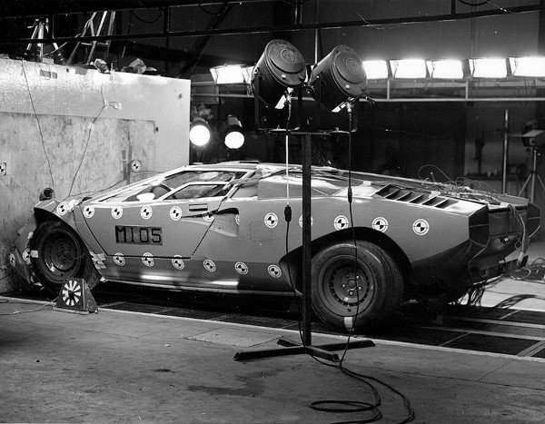 Lamborghini Habiskan Waktu 25.000 Jam untuk Restorasi Mobil Klasik