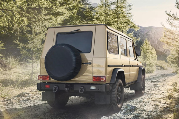 Siap Jadi Mobil Pengawal Presiden Jokowi, Mercedes Buat G-Class Versi Militer