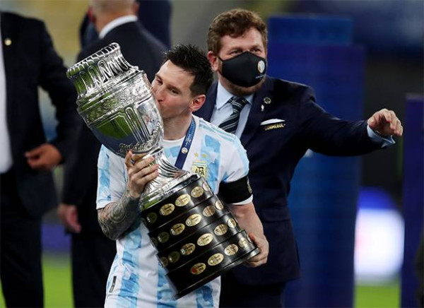 5 Kandidat Peraih Ballon d'Or 2021: Siapa Usik Dominasi Messi-Ronaldo?
