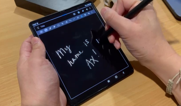 Alasan Axton Salim Sudah Gunakan Samsung Galaxy Fold Sejak Generasi Pertama