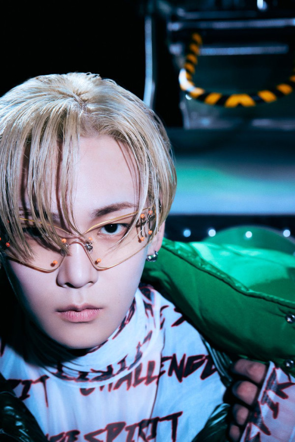 Ini Kacamata yang Lagi Tren di Kalangan Idol K-Pop, Harganya Bikin Geleng Kepala