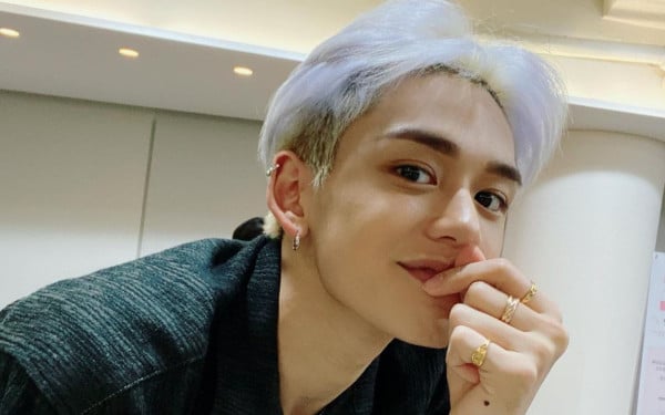 Dulu Diperebutkan, Poster Lucas NCT Ditemukan Dibuang di Tempat Sampah