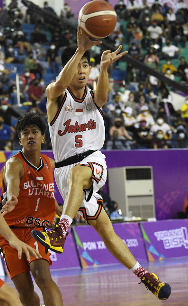 Tim Basket Putra DKI Jakarta Sabet Emas PON XX Papua 2021