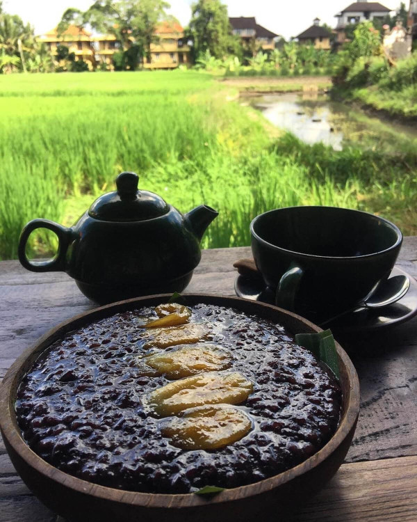 5 Makanan Khas Bali yang Wajib Dicoba, Dijamin Nagih!