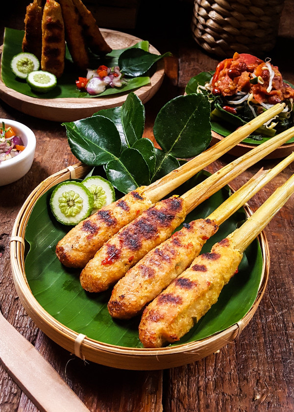 5 Makanan Khas Bali yang Wajib Dicoba, Dijamin Nagih!