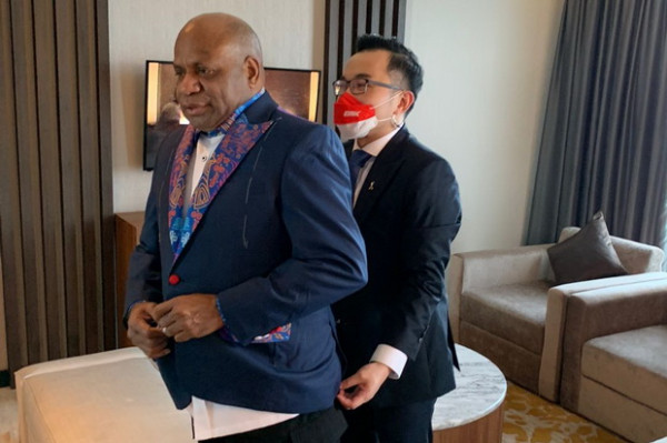 Wong Hang Tailor Bangga Persembahkan Setelan Terbaik di PON XX Papua 2021