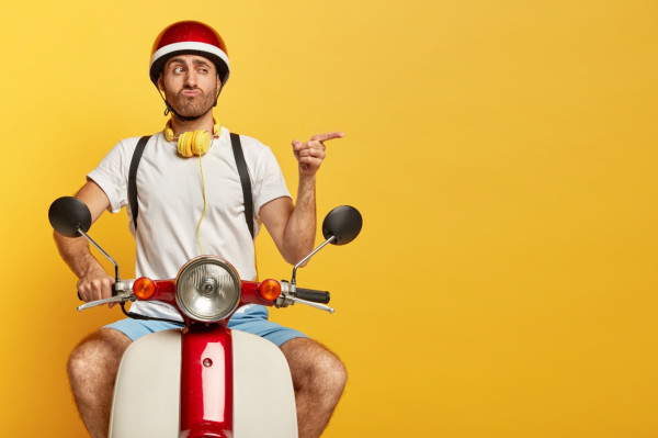 Motor Mogok saat Bawa Pacar? Ini 6 Hal yang Bisa Kamu Lakukan