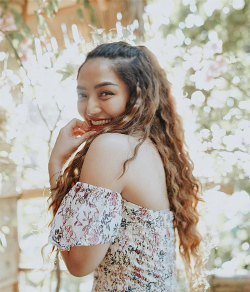 Siti Badriah Hamil Anak Pertama, Ini Pose-Pose Cantik sang Pedangdut