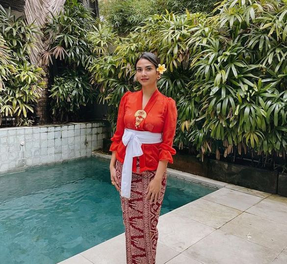 4 Artis Terjebak Prostitusi Online, Ini Pose Aduhainya