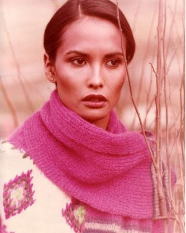 Profil Laura Gemser, Bintang Film Dewasa Hollywood yang Lahir di Surabaya