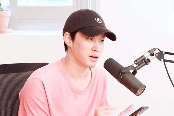 10 Idol K-Pop yang Punya IQ Tinggi Setara Albert Einstein