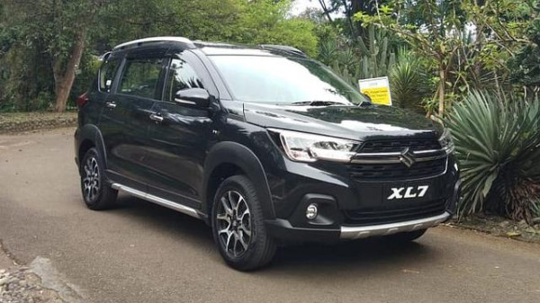 Ini Perbandingan Low SUV 7 Kursi Varian Termurah yang Bikin Hati Tergoda