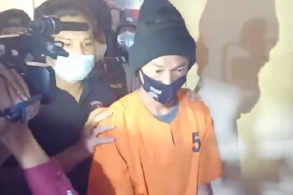 Sadis! Pria Pekanbaru Bunuh Istri Siri saat Masih Belum Pakai Baju Usai Bersetubuh