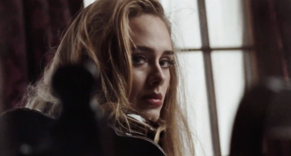 Lewat Lirik Easy on Me, Adele Curhat tentang Perceraiannya