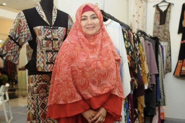 Artis Film Panas Indonesia yang Kini Sudah Hijrah
