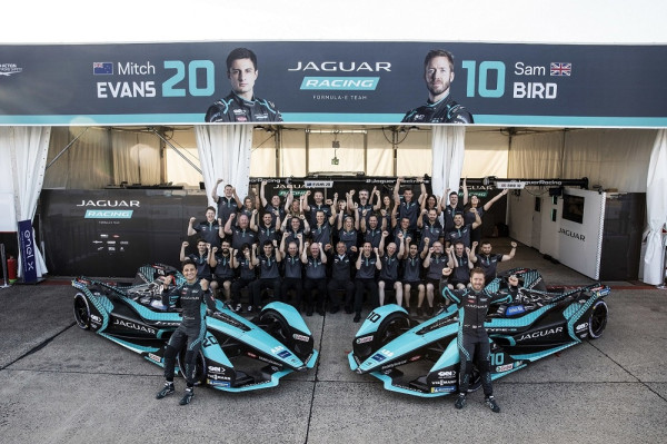 Biar Tidak Kudet, Ini 11 Mobil Balap Listrik Formula E yang Bakal Datang ke Jakarta