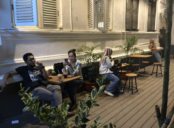 Pos Bloc Jakarta, Tempat Nongkrong Kekinian yang Lagi Hits