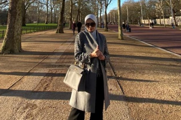 Artis Film Panas Indonesia yang Kini Sudah Hijrah