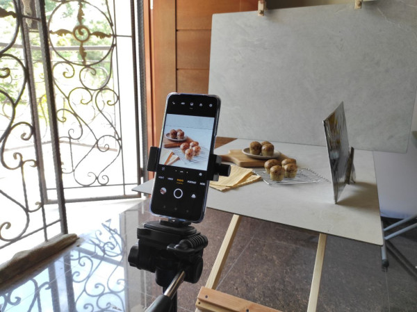 Tidak Disangka, Foto Makanan Estetik Ini Diambil lewat Kamera OPPO A16!