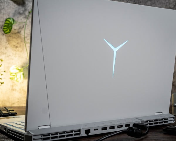 Review Lenovo Legion 5i Pro, Laptop Gaming dengan Performa Buas dan Desain Unik