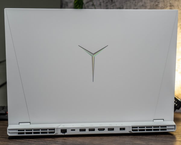 Review Lenovo Legion 5i Pro, Laptop Gaming dengan Performa Buas dan Desain Unik