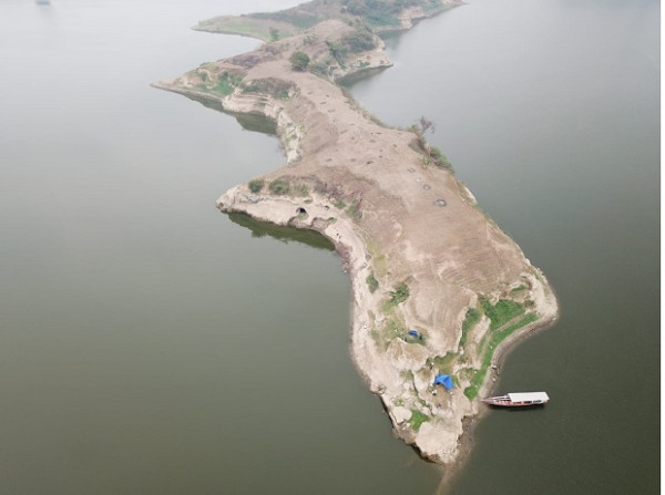 Tim Geologi ITB Temukan Fosil Koloni Hewan Purba di Waduk Saguling Bandung Barat