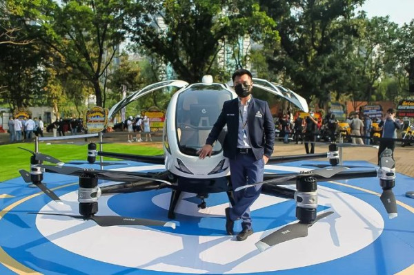 Rp1,6 Juta Tarif Taksi Terbang EHang 216 Lebih Murah dari Helikopter