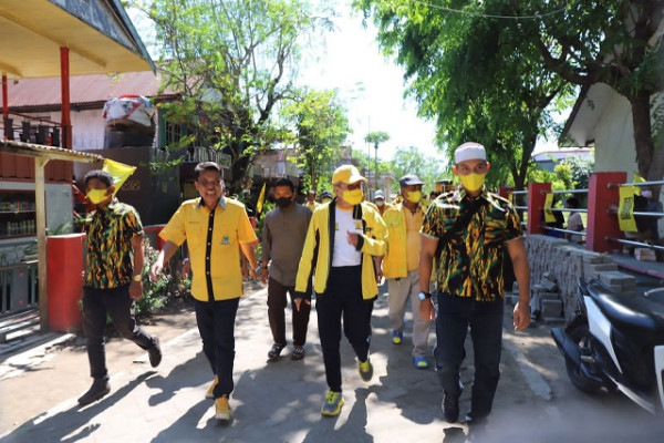 Meriahkan HUT ke-57 Golkar dengan Vaksinasi, Taufan Pawe Sosialisasikan Airlangga ke Masyarakat Pulau