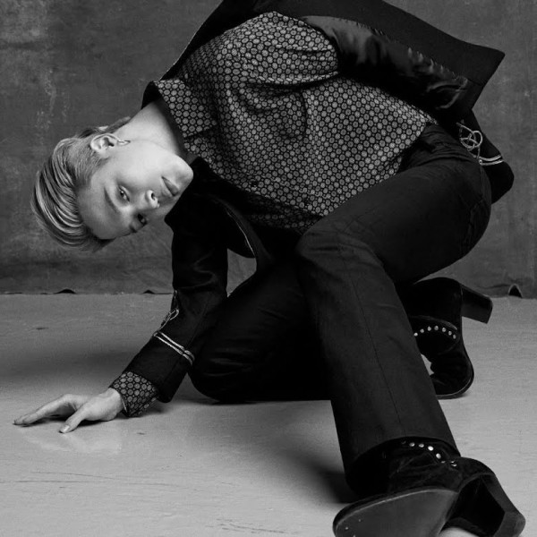 Pakai High Heels, 6 Idol K-Pop Pria Ini Berani Dobrak Stereotipe Gender