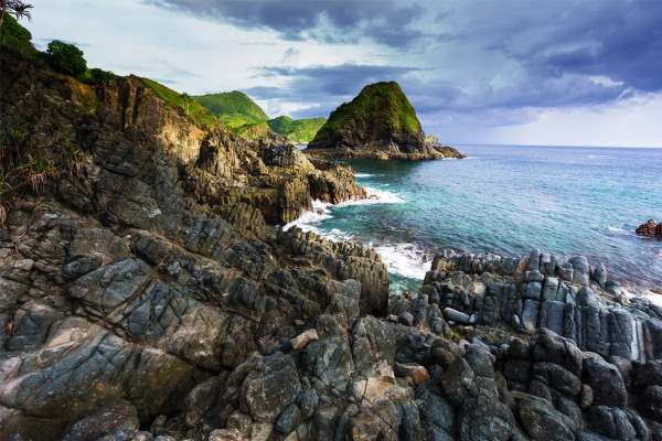 Plesiran ke Mandalika, Jangan Lupa Kunjungi 5 Pantai Indah Ini