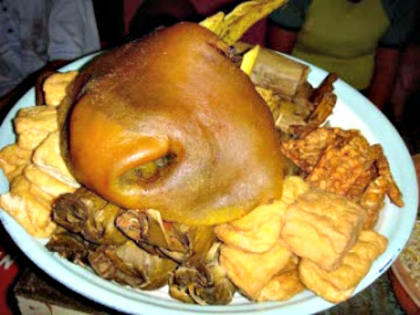 10 Makanan Ekstrem di Indonesia, Ada Jus Cacing hingga Sate Biawak