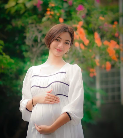 Adu Gaya Amanda Manopo dan Glenca Chysara saat Jadi Bumil