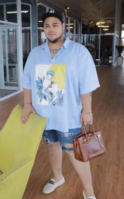 5 Selebriti Pria Ini Gemar Tenteng Tas Branded Berharga Fantastis, Nomor 3 Paling Tersohor Kaya Raya