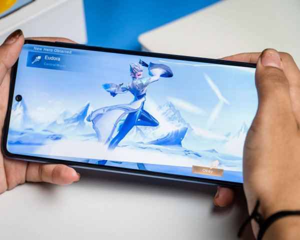 Review Samsung Galaxy M52 5G, Seri M Paling Layak Beli?