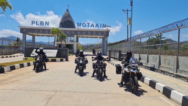 4 Bikers Keliling Indonesia Telusuri Warisan Budaya Lebih Dalam