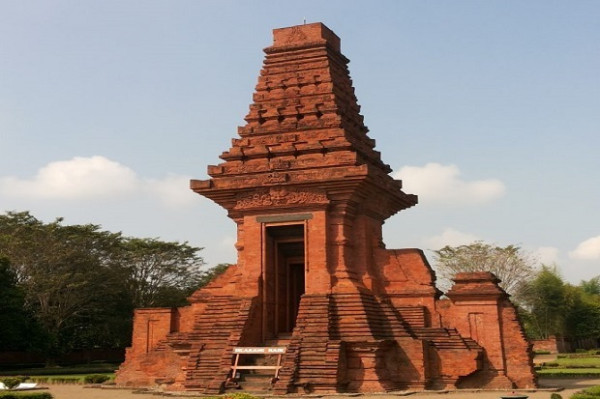 Tikaman Belati Ra Tanca pada Raja Majapahit Membuka Jalan Trah Kertanegara