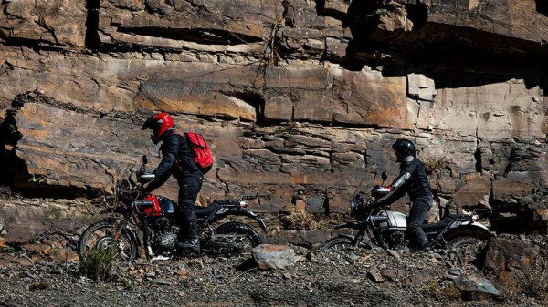 Royal Enfield Himalayan Punya Mesin Baru dengan Tenaga Monster